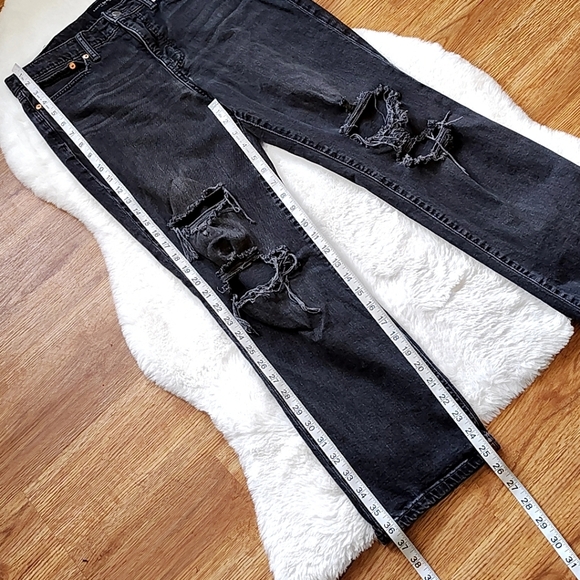 {Lucky Brand Jeans} - Picture 8 of 8